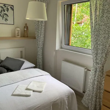 Chata Nad Bresteckou Skalou Apartman